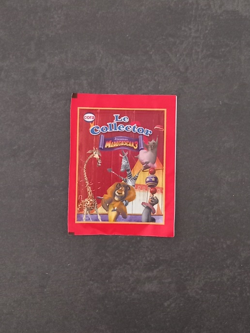 Pochette carte / stickers Le Collector Madagascar 3 de Cora