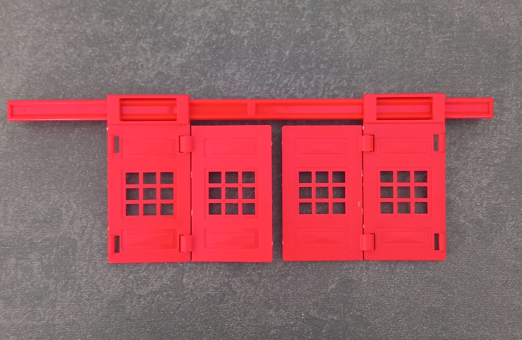 Majokit - Porte coulissante de la caserne des pompiers ou du garage automobile - rouge - Majorette