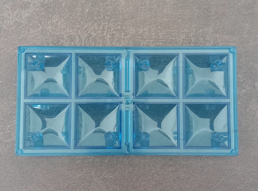 Majokit - Toit bleu transparent de la station service 15 cm - Majorette